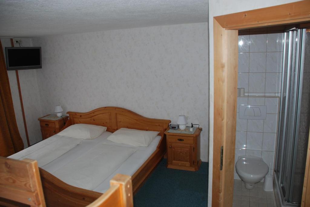 Pension Baeuerle Heiligenblut Habitación foto